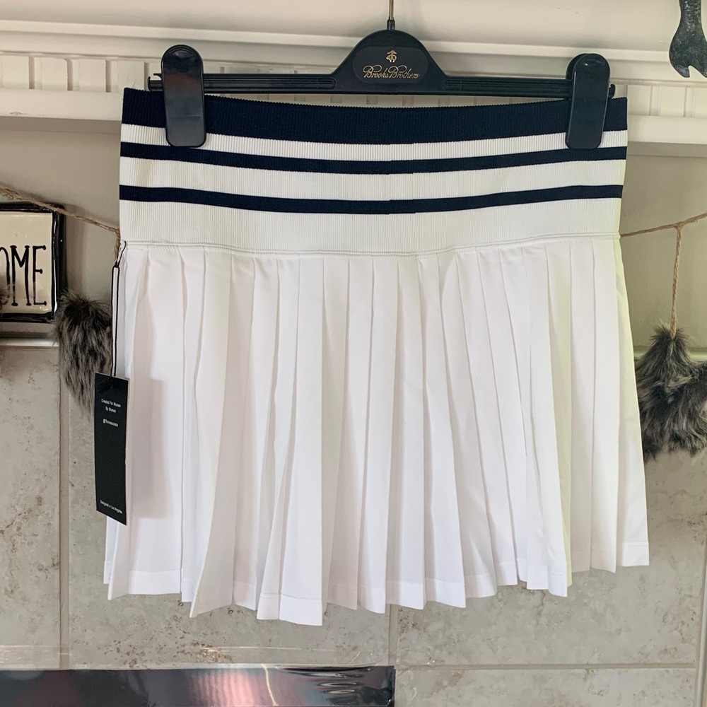 NWT Thrive Societe Seamless Waistband Pleated Tennis Skort Size L - Picture 5 of 8